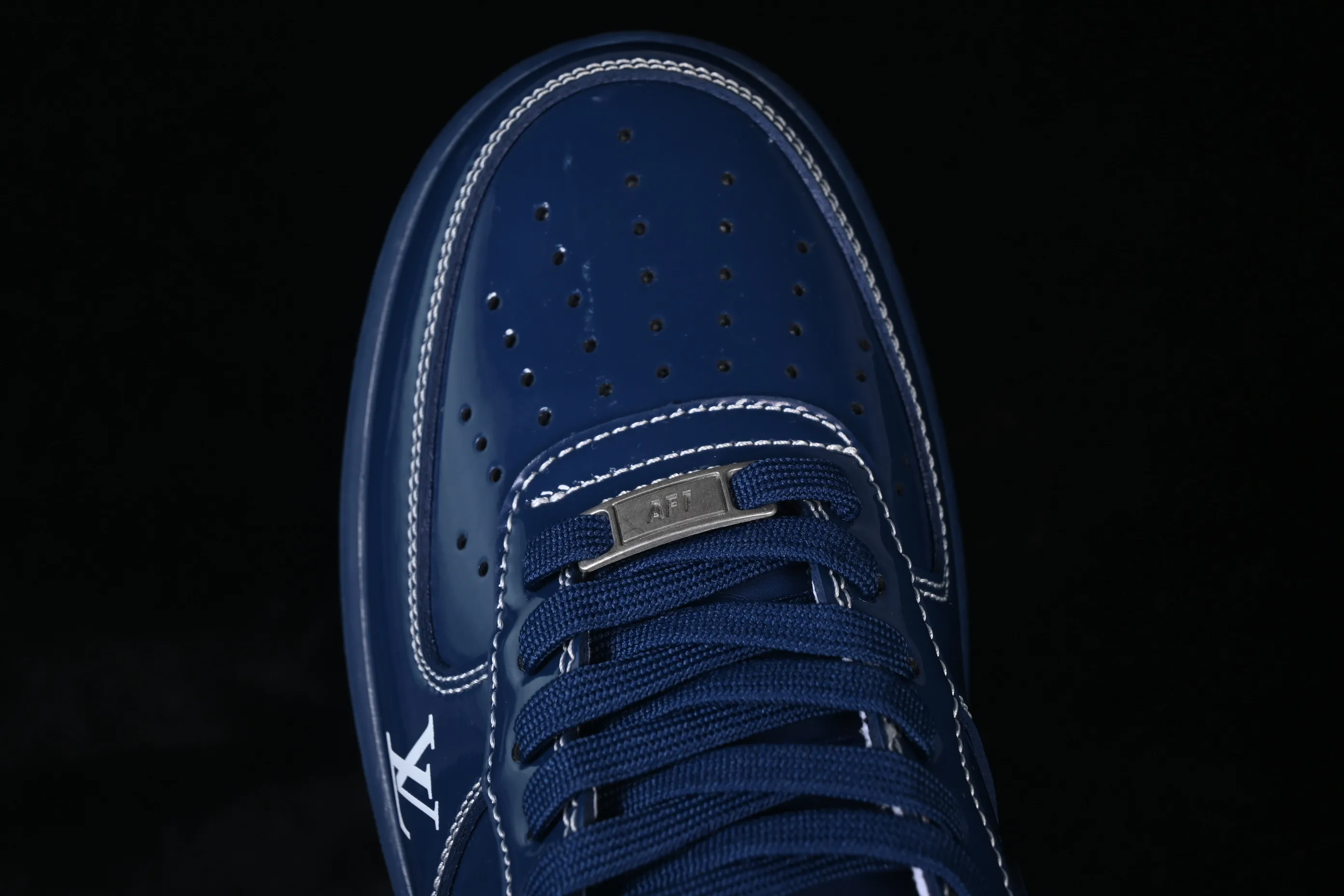 All Categories Nk Air Force 1 Air Force Series Nk Air Force 1 Low Air Force Low Nike Air Force 1'07 Low LV Co-branded Glazed Blue Air Force One Low Casual Shoes NH0601-524